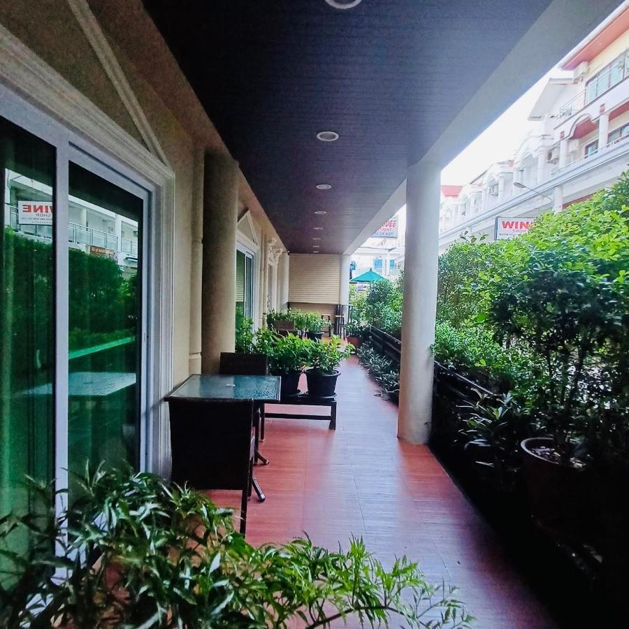 Sawasdee Apartment Patong Eksteriør billede